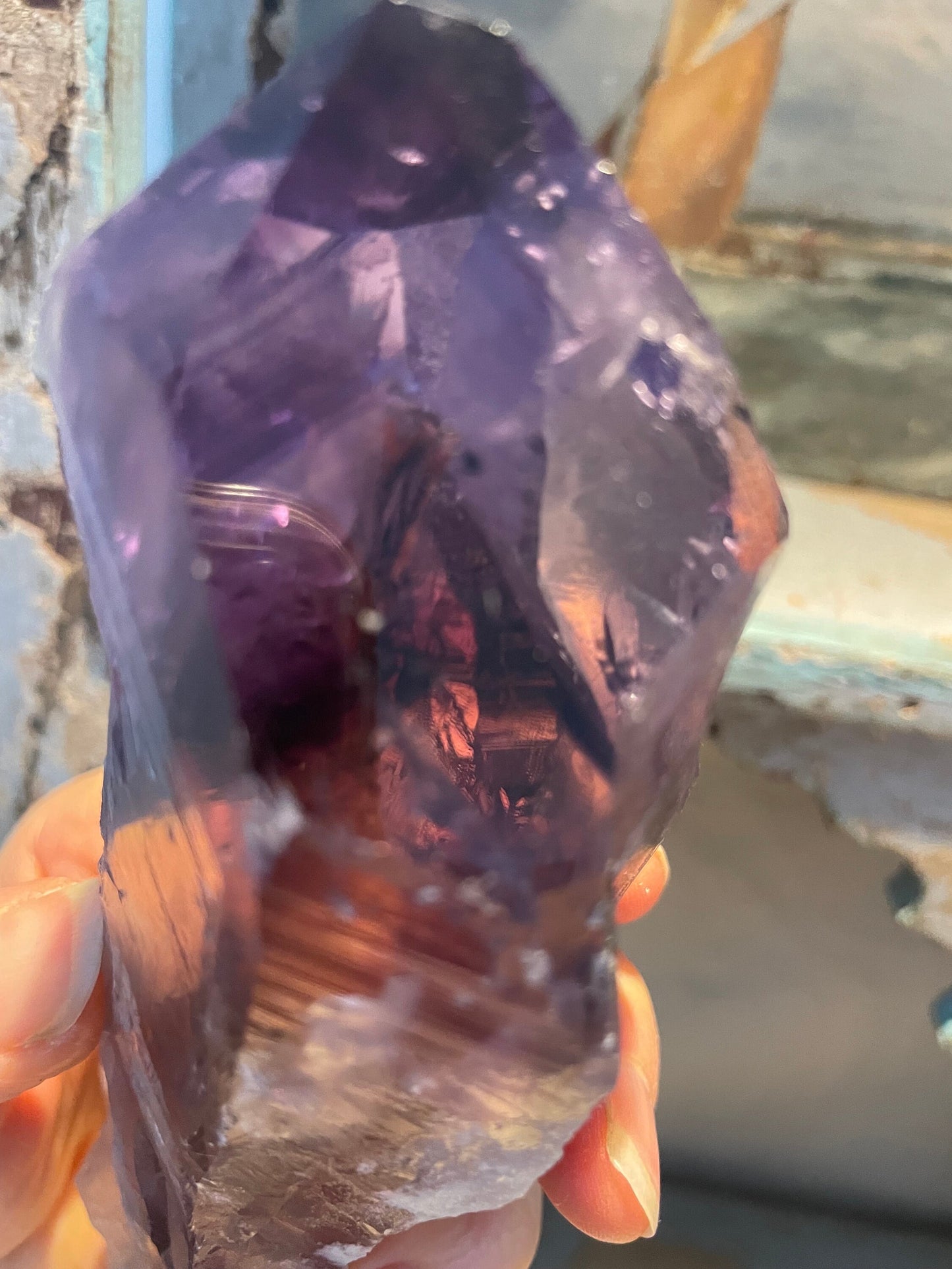 Amethyst point purple flame for meditation no. 1